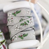 Купить недорого   Тесьма декоративная "Яблоневый цвет", ширина 16мм, Acufactum Ute Menze,  в интернет магазине Фэмили хоби