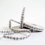 Купить недорого   Тесьма декоративная "Листья", ширина 10мм, Acufactum Ute Menze,  в интернет магазине Фэмили хоби