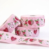 Купить недорого   Тесьма декоративная "Яблоки и розы", ширина 30мм, Acufactum Ute Menze,  в интернет магазине Фэмили хоби